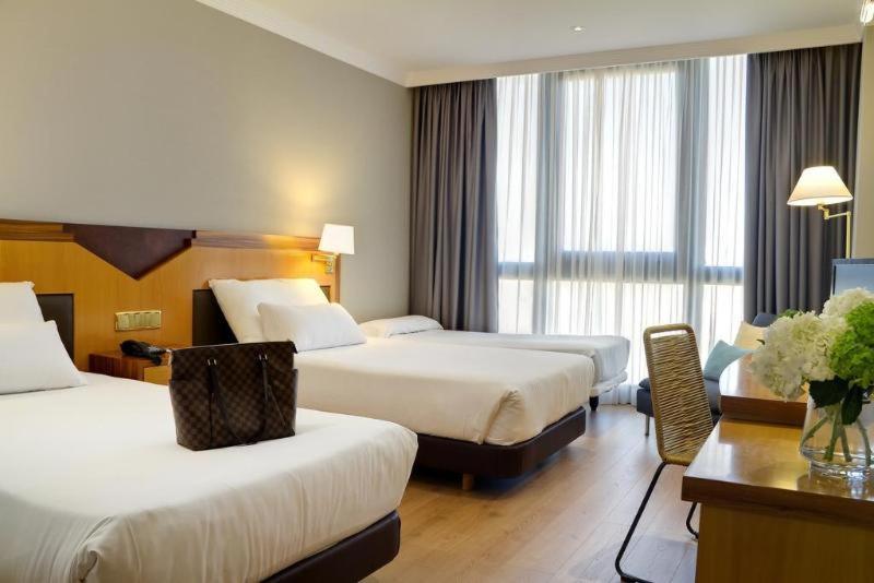 Oca Puerta del Camino Hotel A Torre Branca Habitación foto