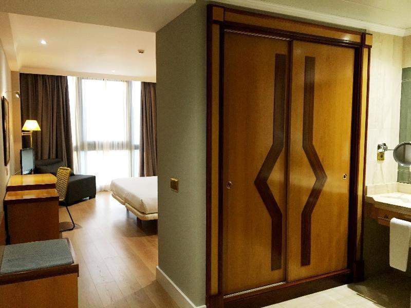 Oca Puerta del Camino Hotel A Torre Branca Habitación foto